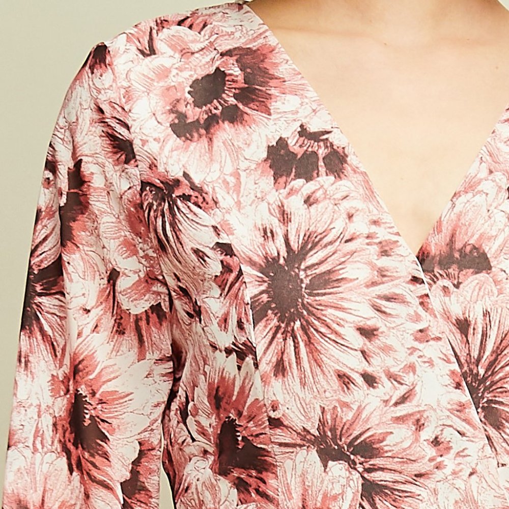 Entro Floral Maxi Shorts Romper - Picture 7 of 9